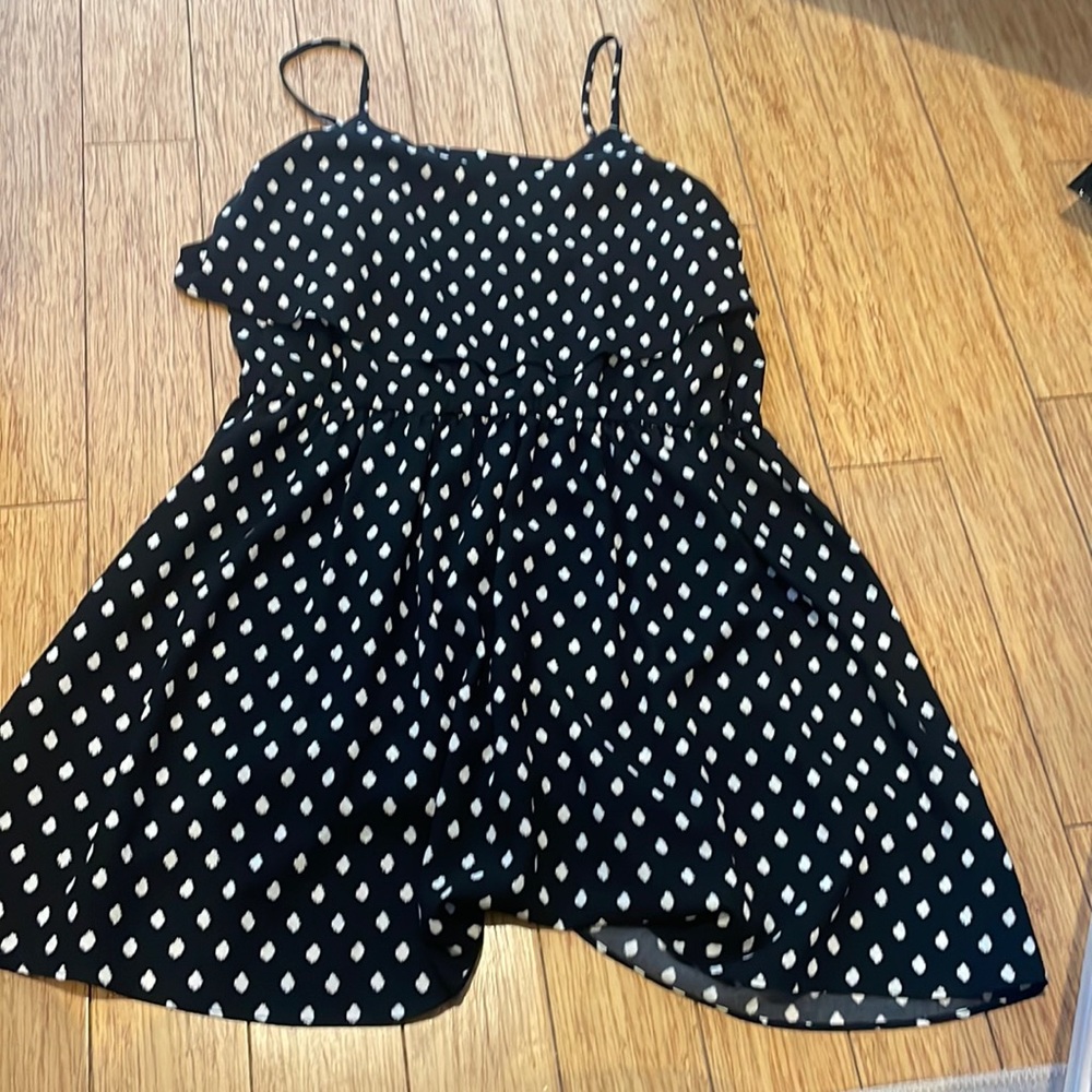 Gently Used Elle Black & White Patterned Ruffle Dress
